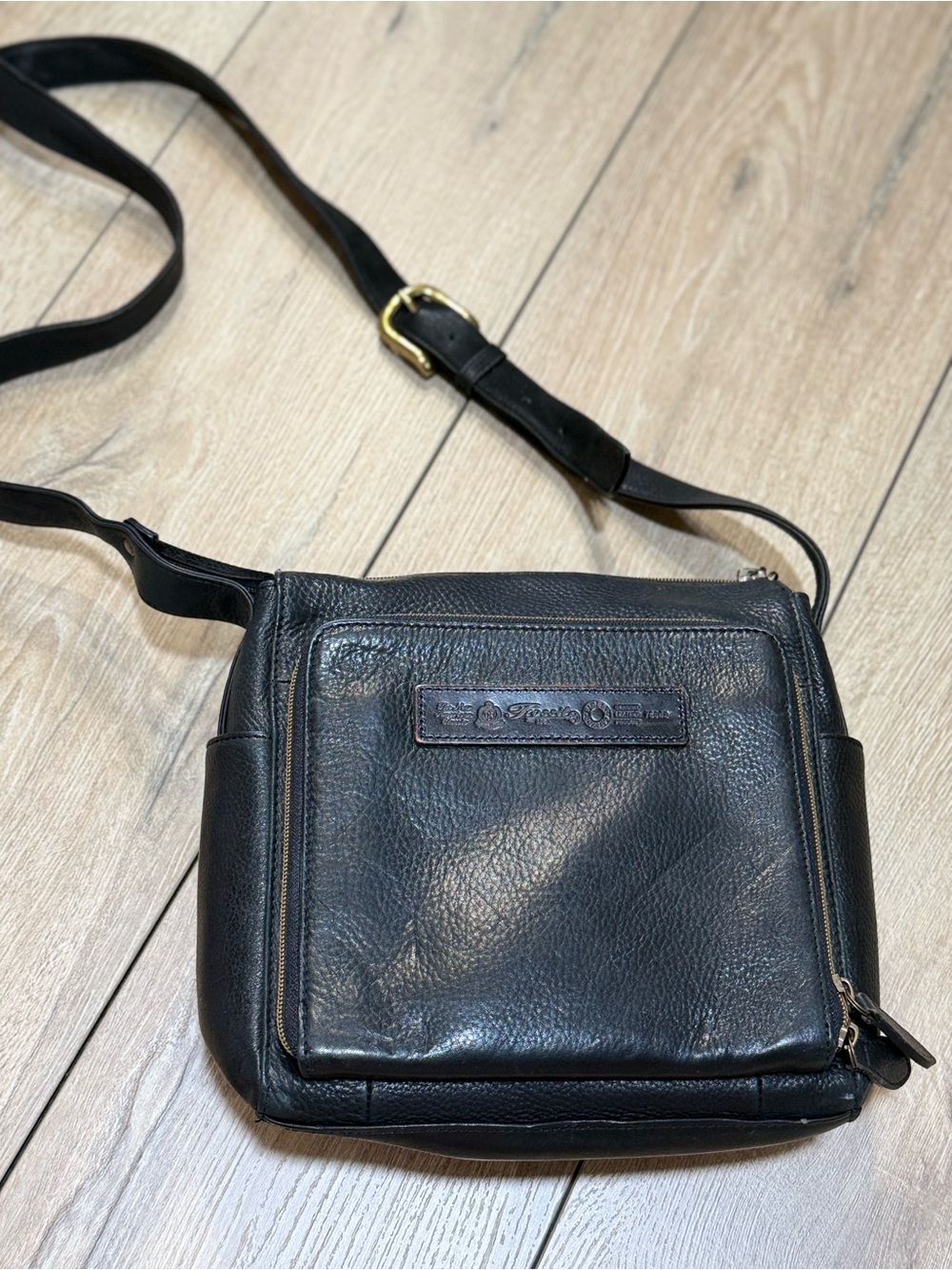 Vintage 1954 Black Fossil Pebbled Leather Crossbody Bag 75082 Key Charm - Picture 4 of 16